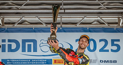 IDM Schleiz 2025: Sieg und Podium für Lukas Tulovic auf der Panigale V4 R